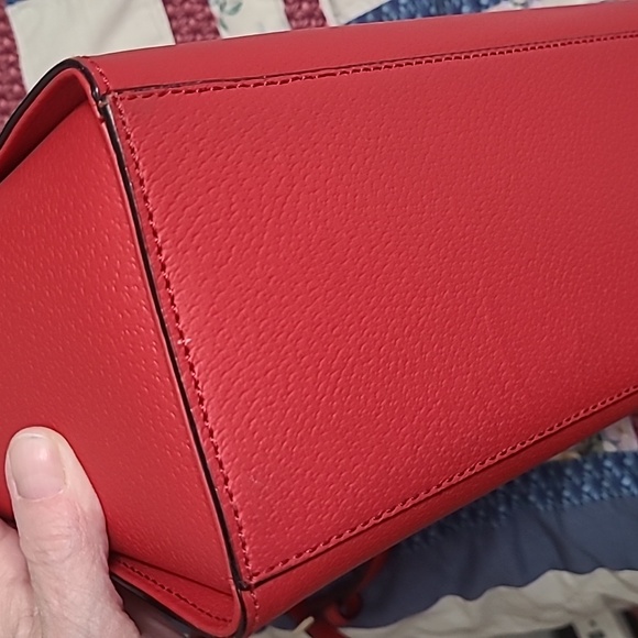 Kate Spade New York Grove Street Lana Redcarpet - Picture 6 of 8